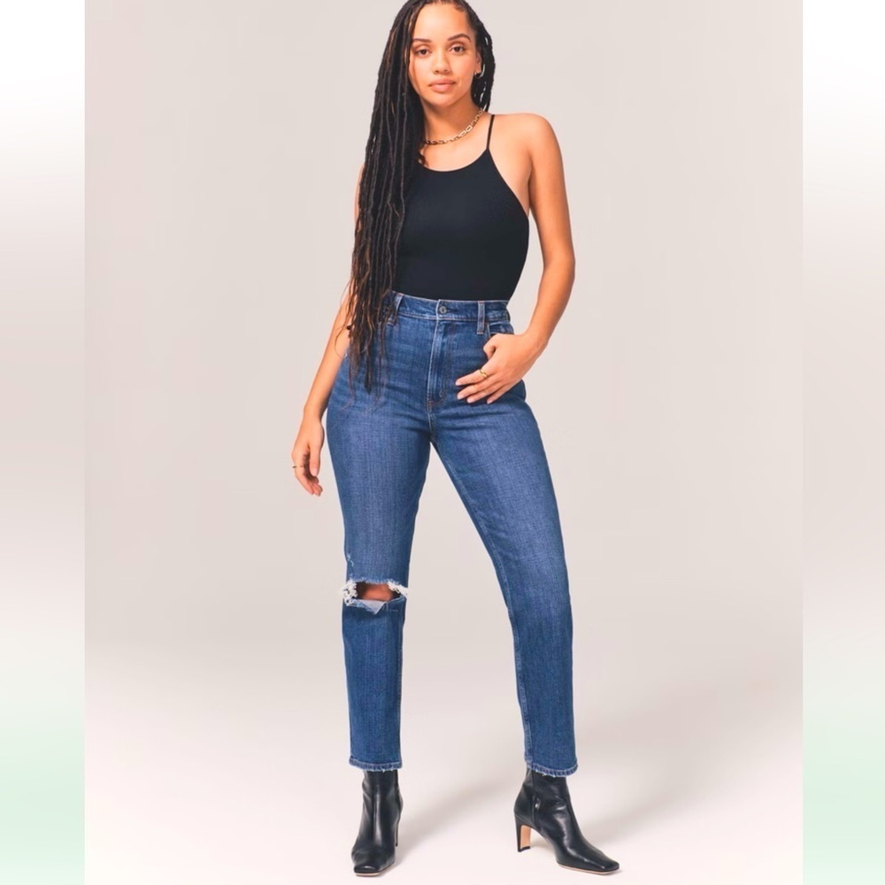 Abercrombie & Fitch 90s Straight Ultra High Rise Jeans Curve Love Distressed 26